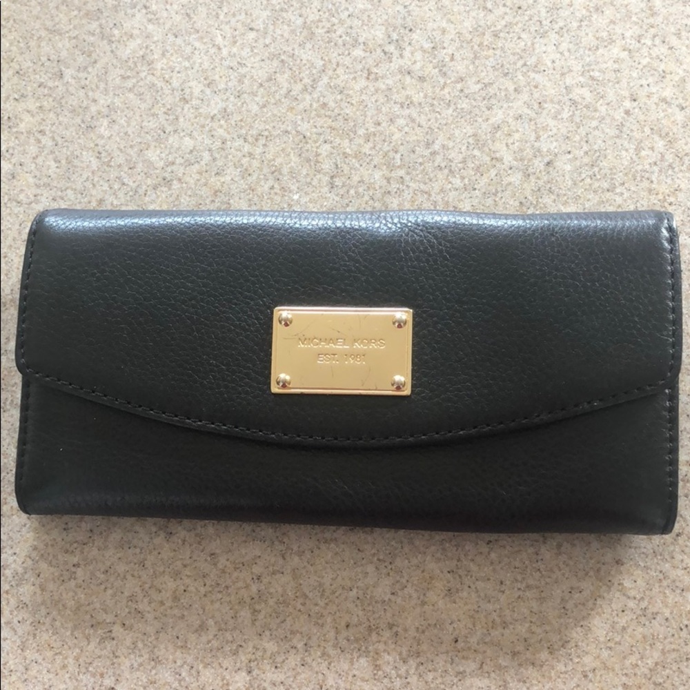 Michael Kors wallet